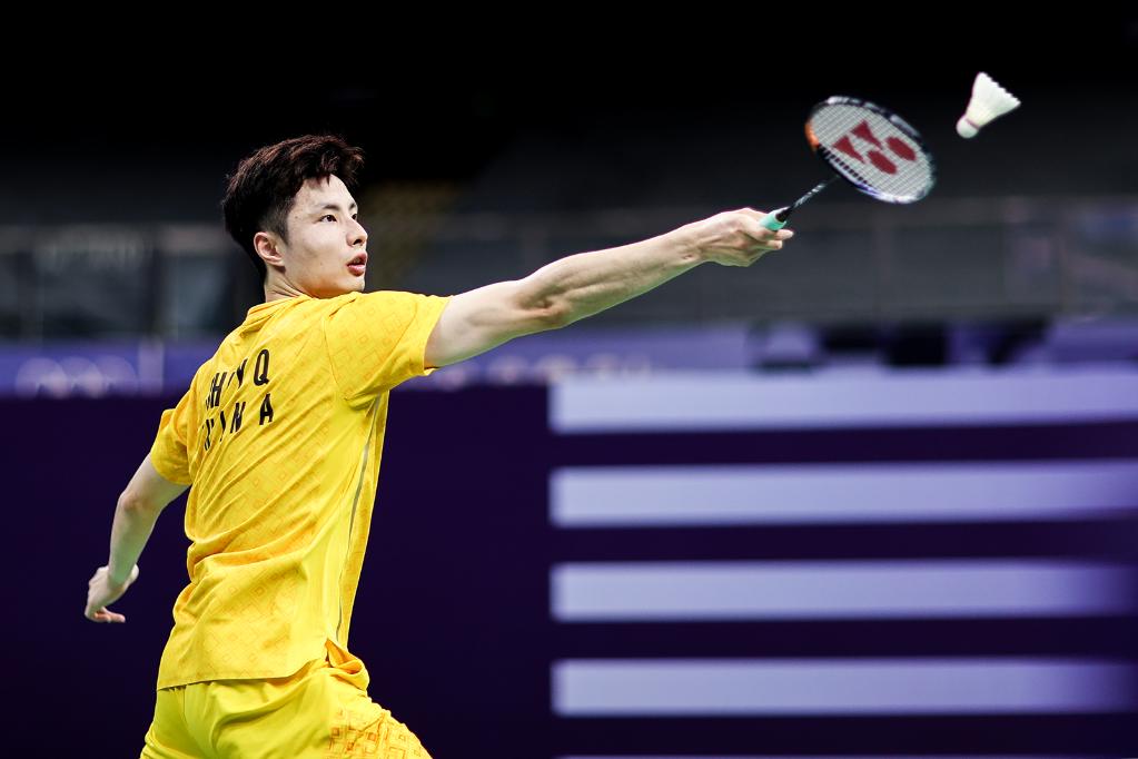 中了其在足 中了其在足