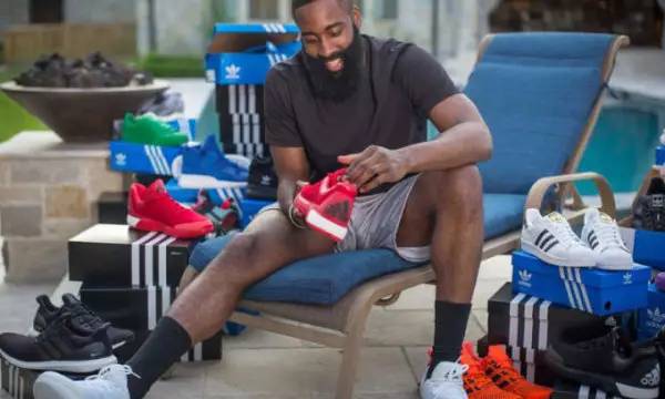 侧翼的身高 侧翼的身高